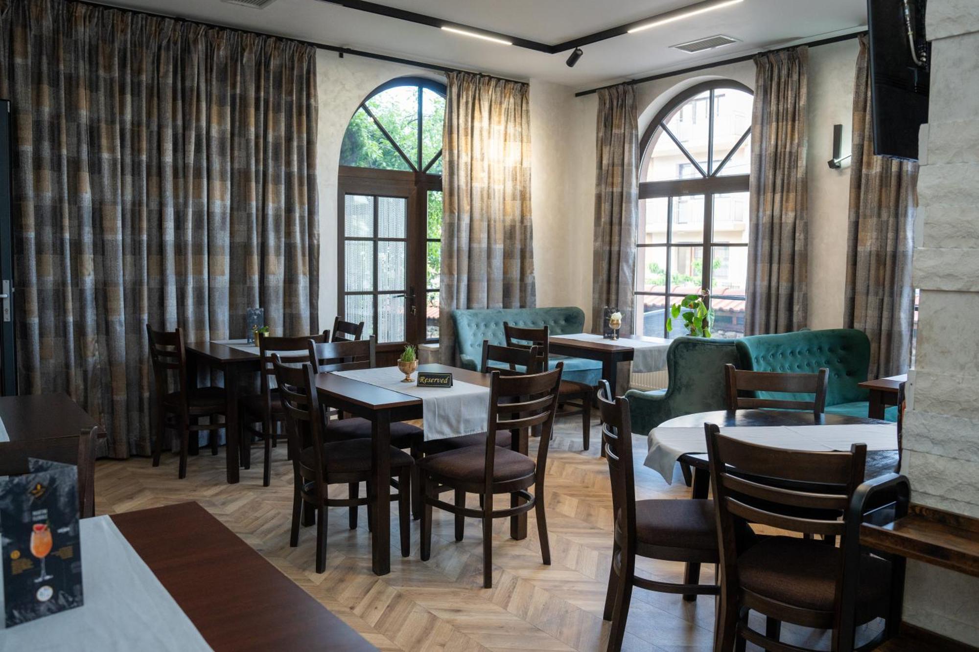 Hotel Demetra Berkovica Esterno foto