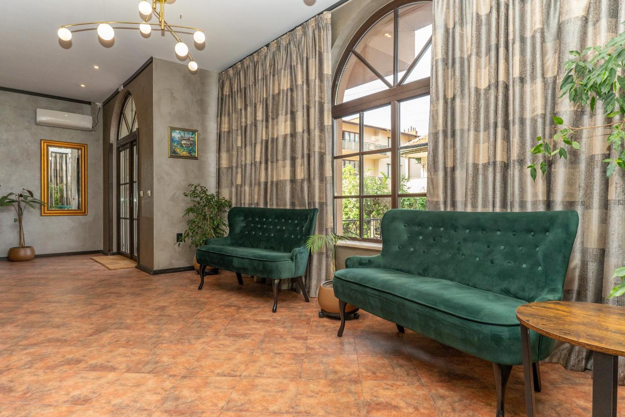 Hotel Demetra Berkovica Esterno foto